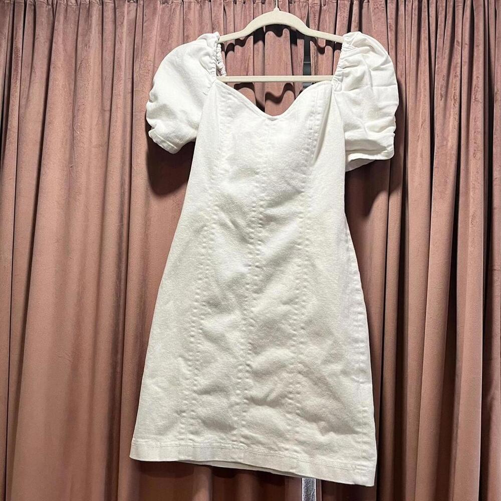 Alice + Olivia Jeans Mimi Puff Sleeve Denim Mini Dress - Picture 2 of 4